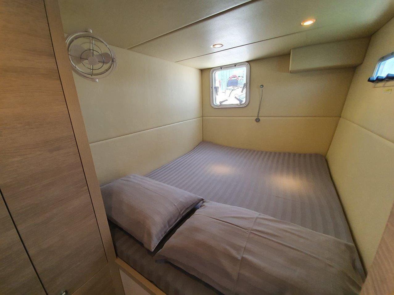 Island Spirit 410, picture 13