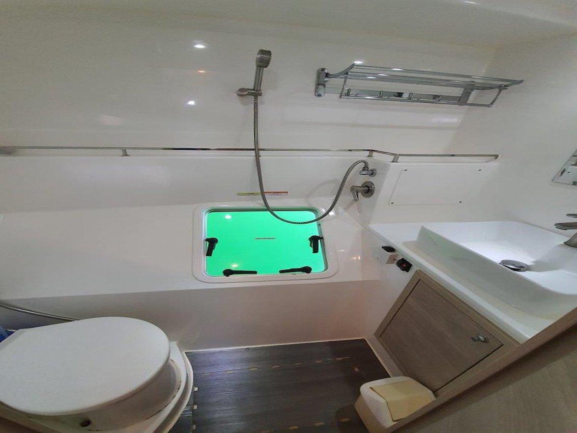 Island Spirit 410, picture 15