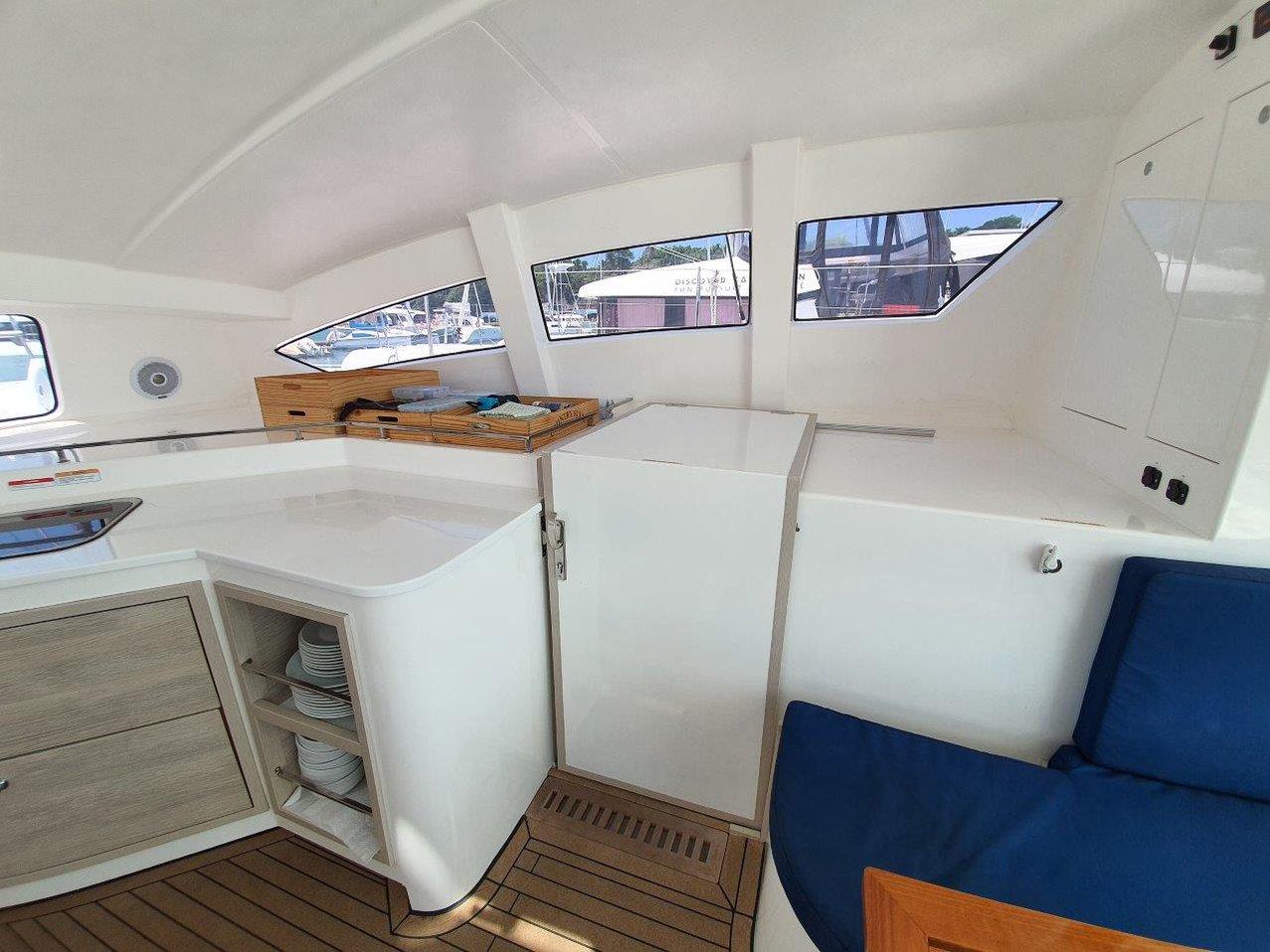 Island Spirit 410, picture 9