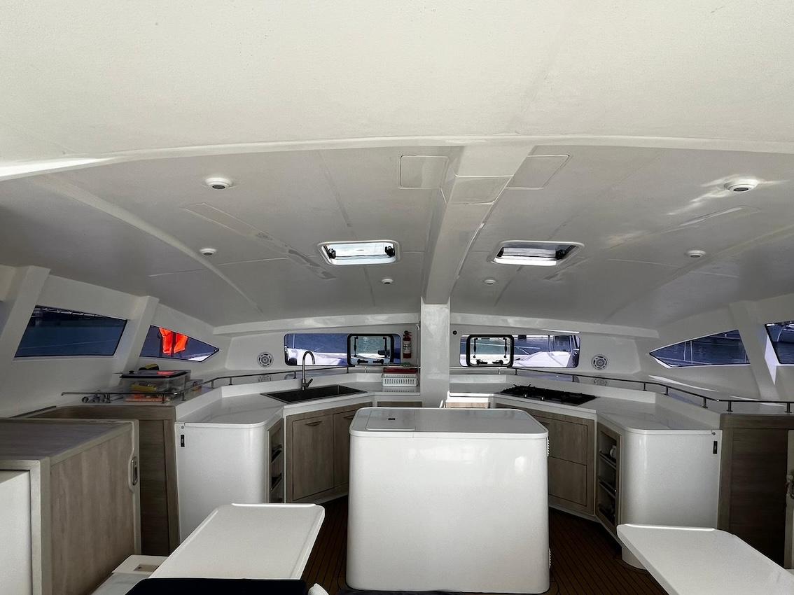 Island Spirit 410, picture 6