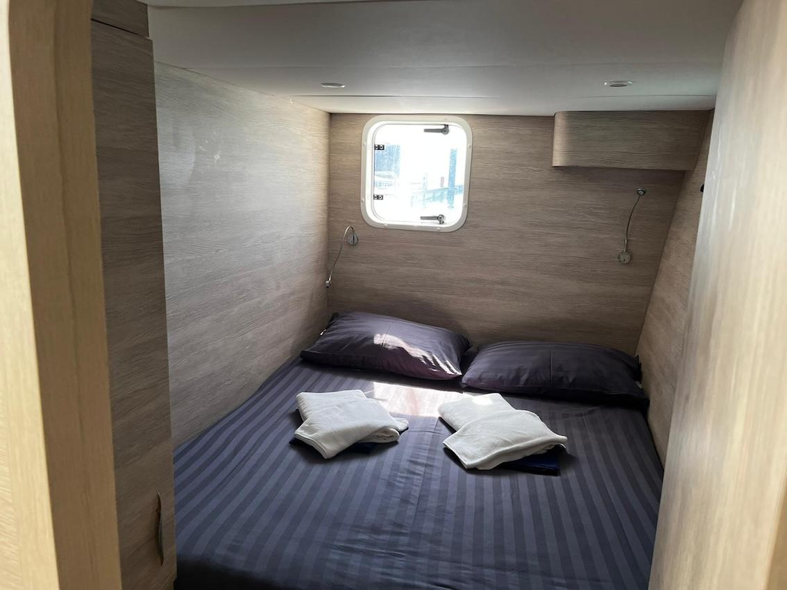 Island Spirit 410, picture 16