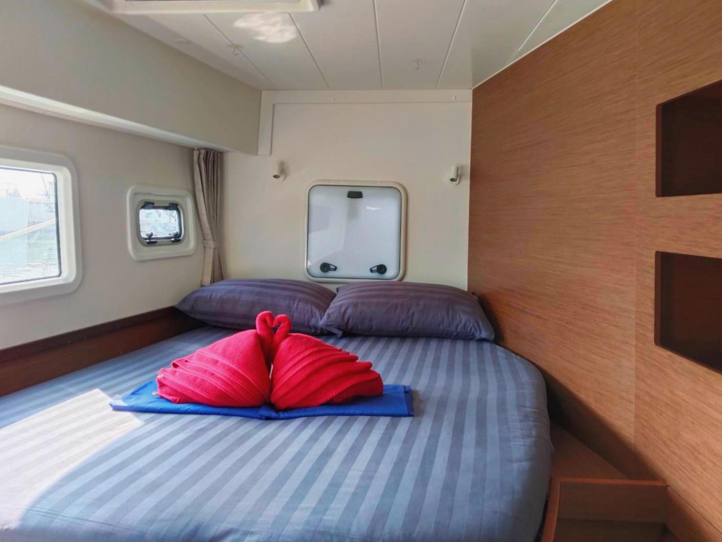 Lagoon 42 - 4 + 2 cab., picture 13