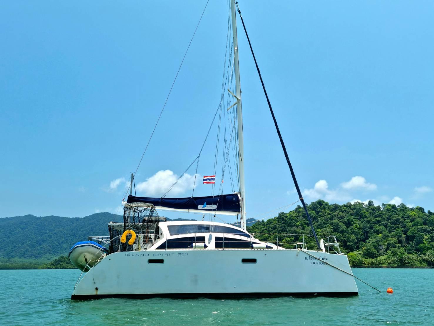 Island Spirit 38 - 4 cab. - Island Breeze, picture 1