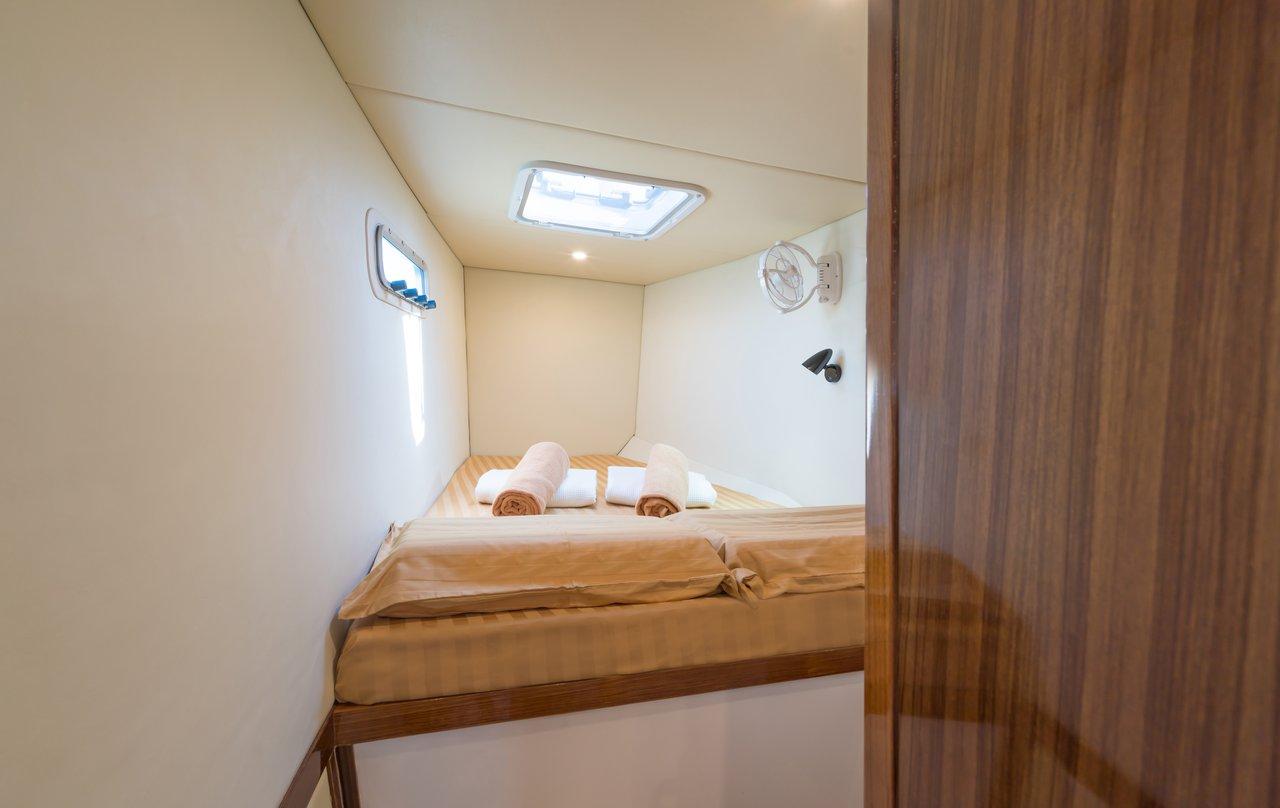 Island Spirit 410 - Vesna, picture 8