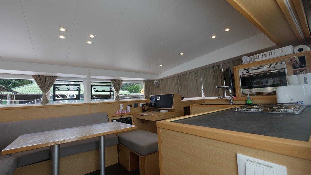 Lagoon 400 S2 - 4 + 1 cab. - Anastasia, picture 13