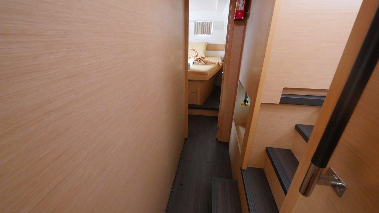 Lagoon 400 S2 - 4 + 1 cab. - Anastasia, picture 19