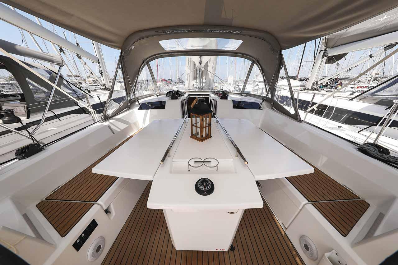 Oceanis 40.1 ELECTRIC, picture 9