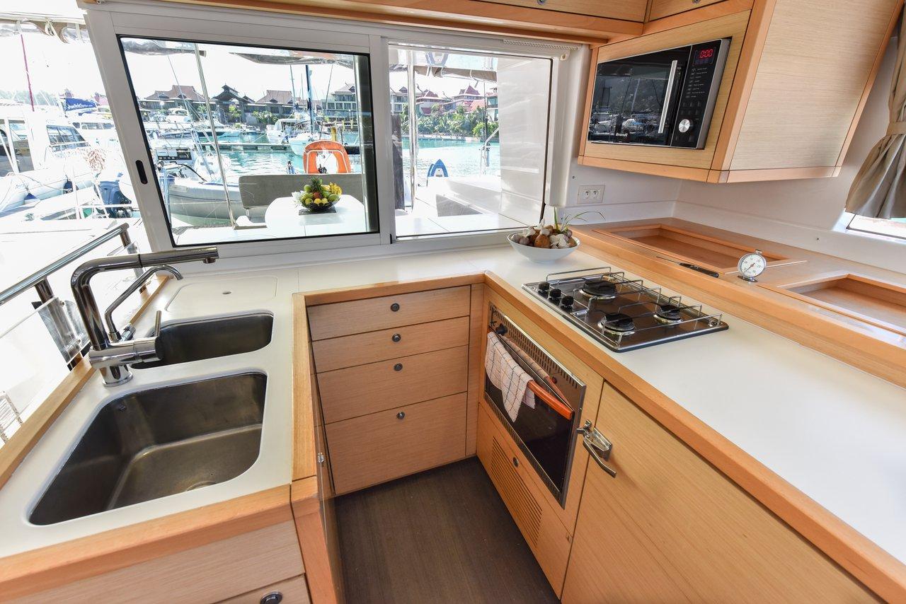 Lagoon 450 - 4 + 2 cab., picture 19