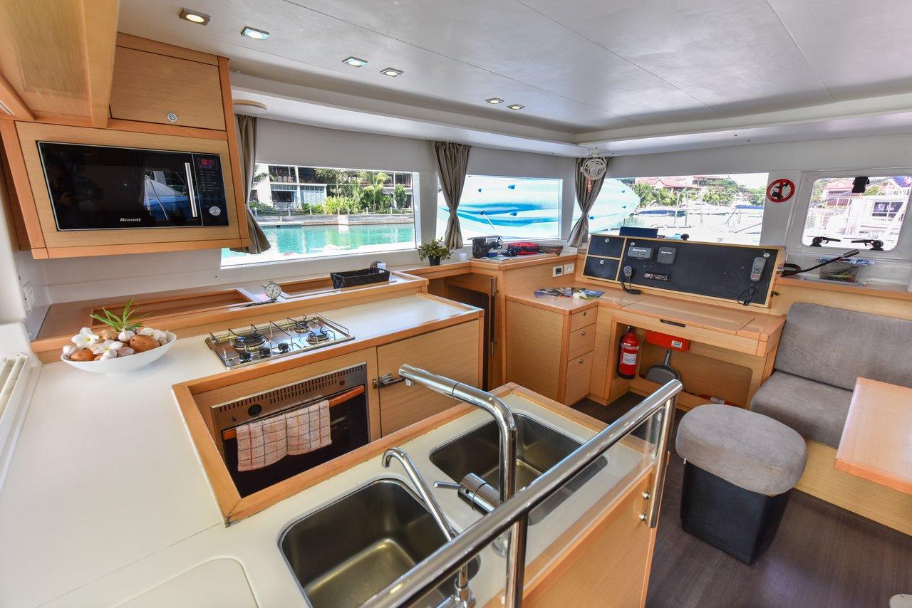 Lagoon 450 - 4 + 2 cab., picture 17