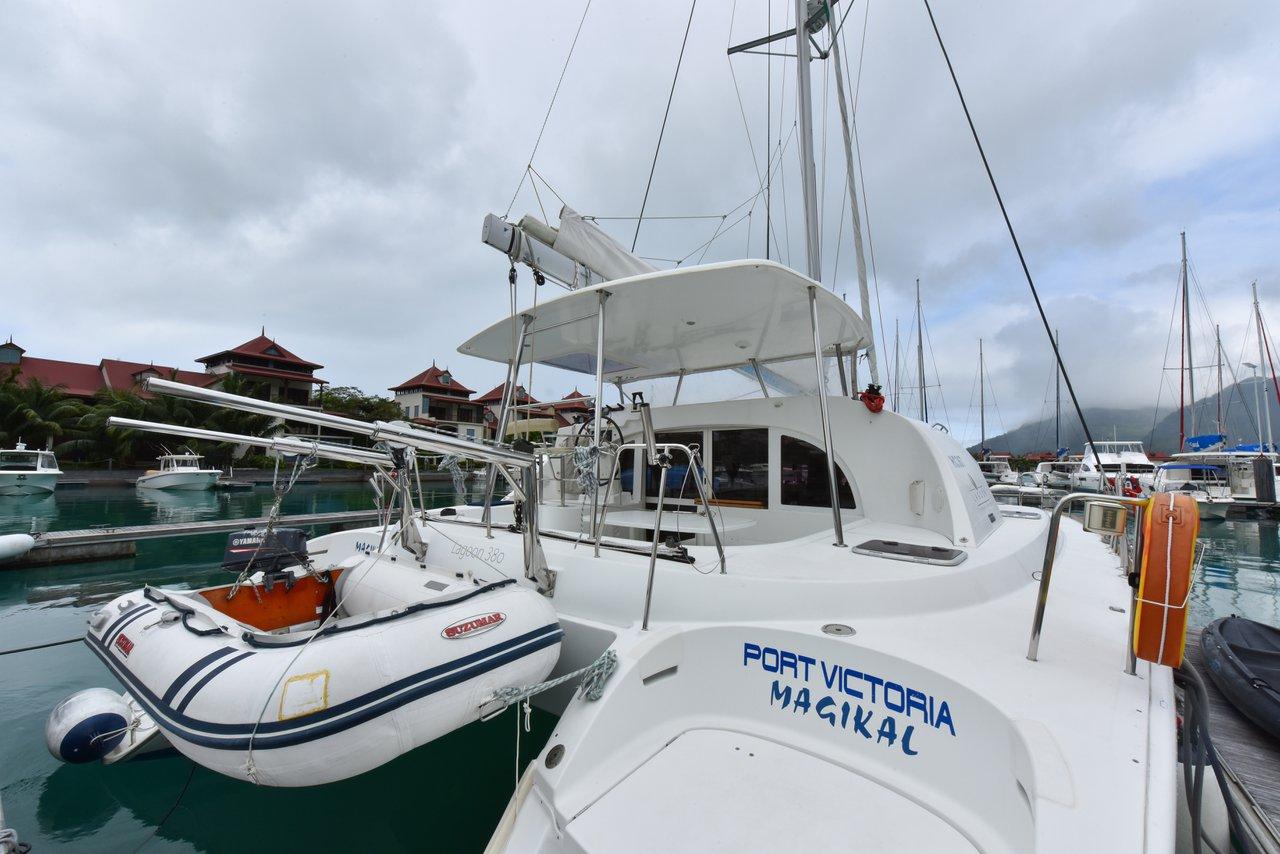 Lagoon 380 - 3 + 2 cab. - Magikal, picture 3