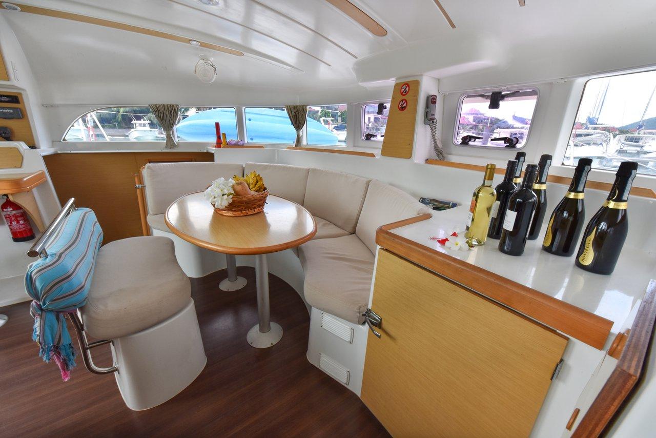 Lagoon 380 - 3 + 2 cab. - Magikal, picture 10