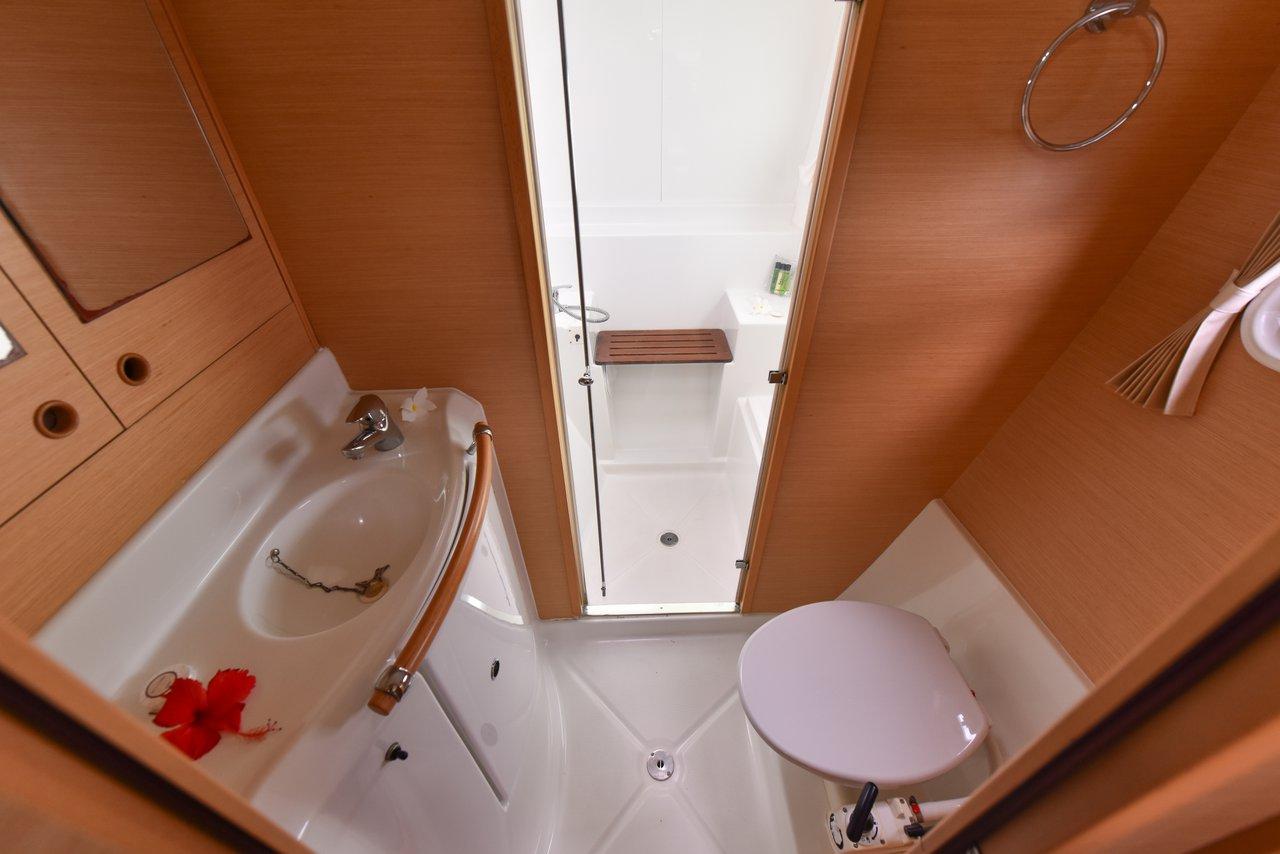 Lagoon 380 - 3 + 2 cab. - Magikal, picture 23