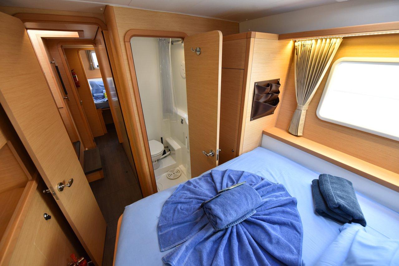 Lagoon 400 S2 - 4 + 2 cab. - Emilio, picture 19