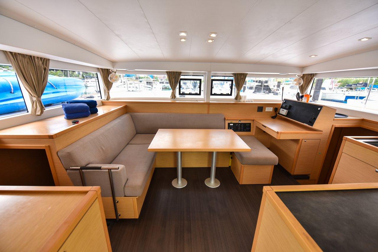 Lagoon 400 S2 - 4 + 2 cab. - Emilio, picture 13