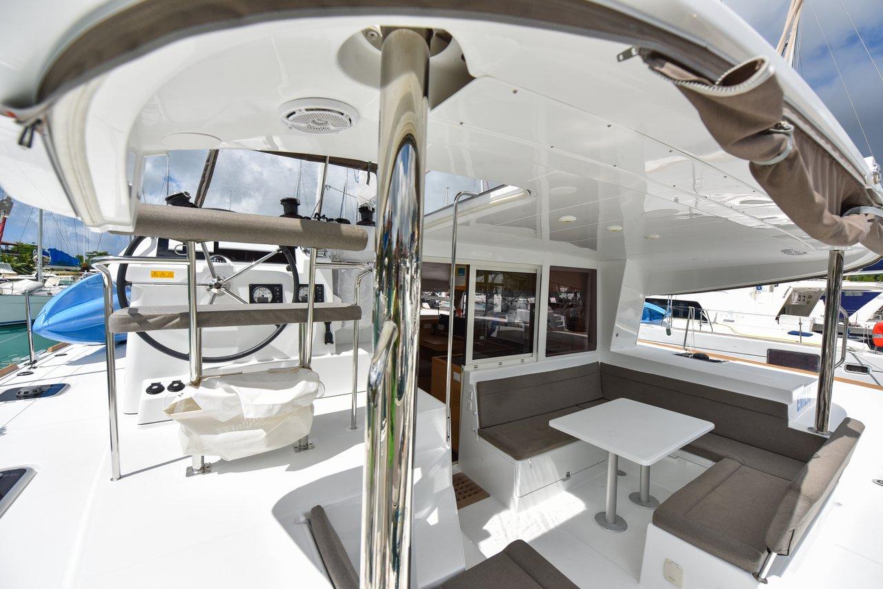 Lagoon 400 S2 - 4 + 2 cab. - Emilio, picture 4