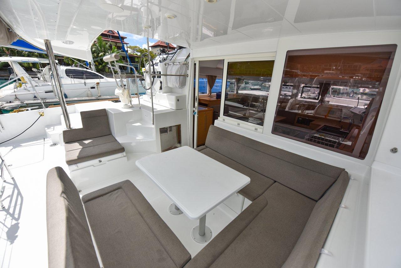 Lagoon 400 S2 - 4 + 2 cab. - Emilio, picture 6