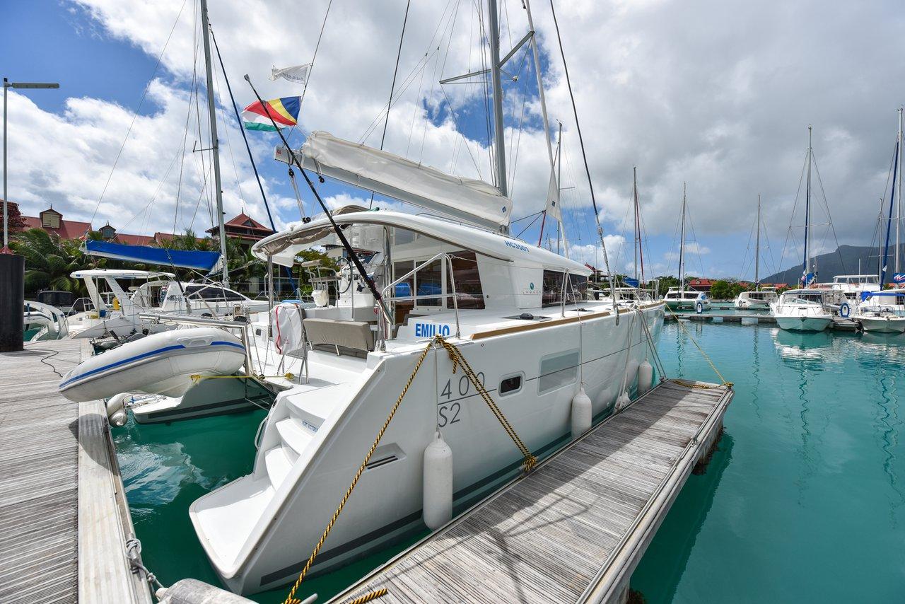 Lagoon 400 S2 - 4 + 2 cab. - Emilio, picture 3