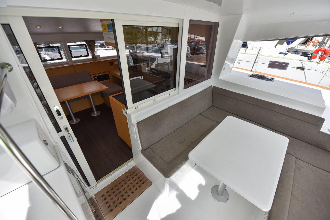 Lagoon 400 S2 - 4 + 2 cab. - Emilio, picture 9