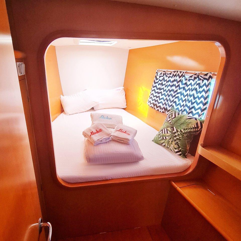 Lagoon 410 S2 - 4 + 1 cab., picture 14