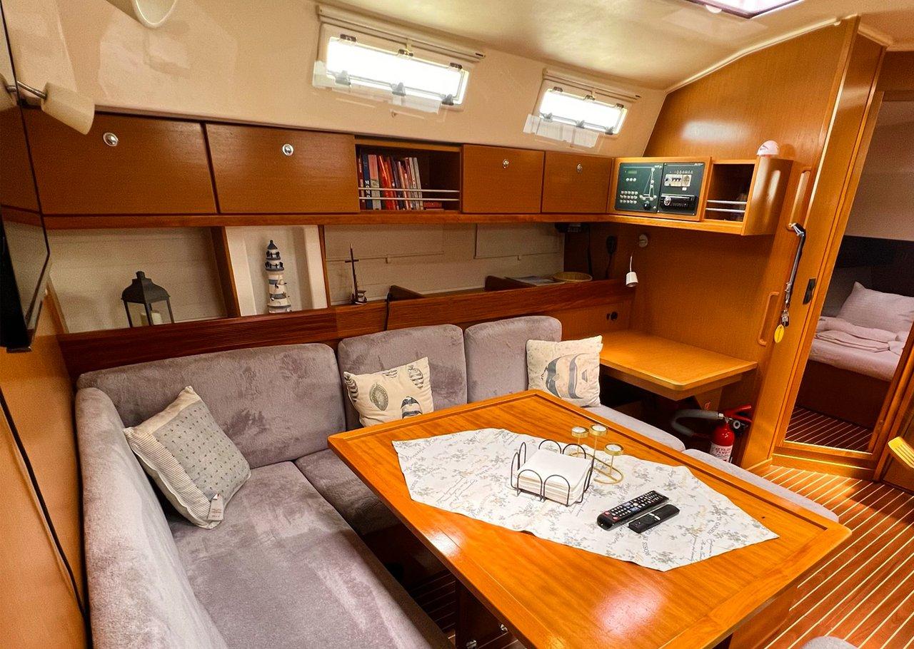 Bavaria Cruiser 45, picture 13