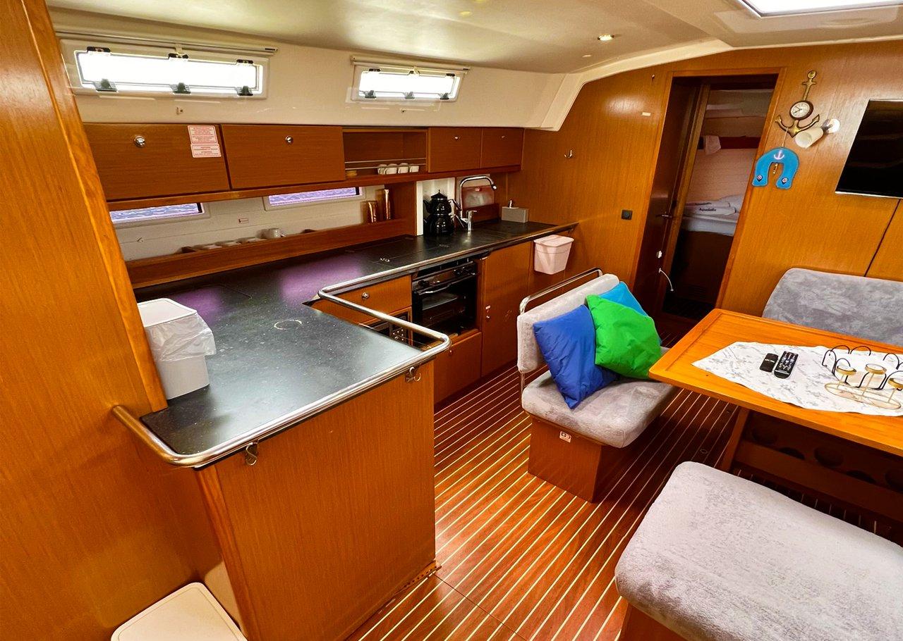 Bavaria Cruiser 45, picture 11