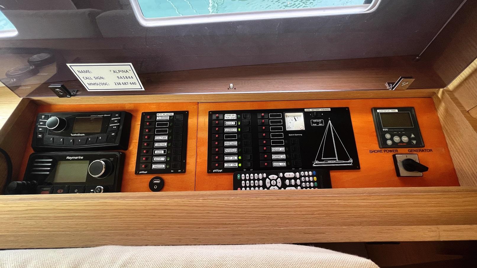 Dufour 56 Exclusive - 4 + 1 cab., picture 11