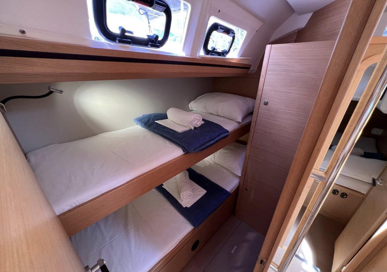 Dufour 56 Exclusive - 4 + 1 cab., picture 23