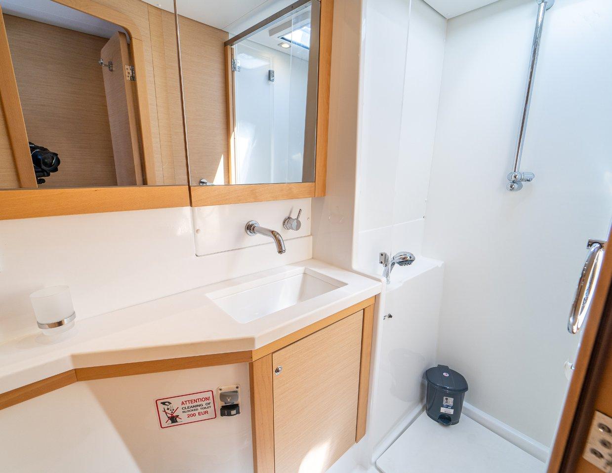 Lagoon 450 F - 4 + 2 cab., picture 37