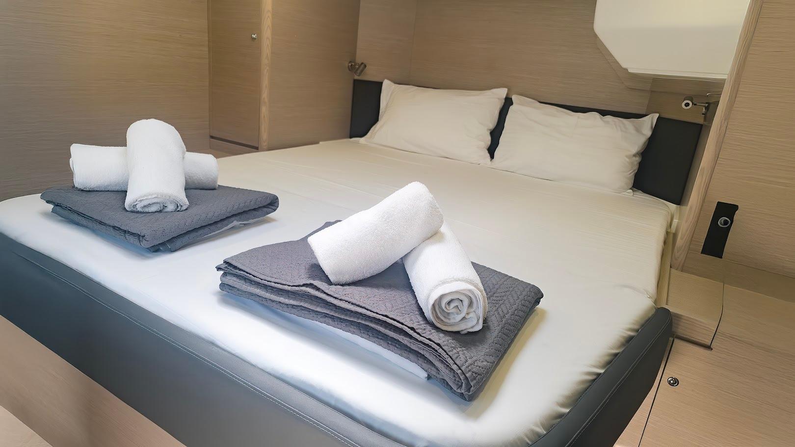 Dufour 48 Catamaran - 5 + 1 cab., picture 14