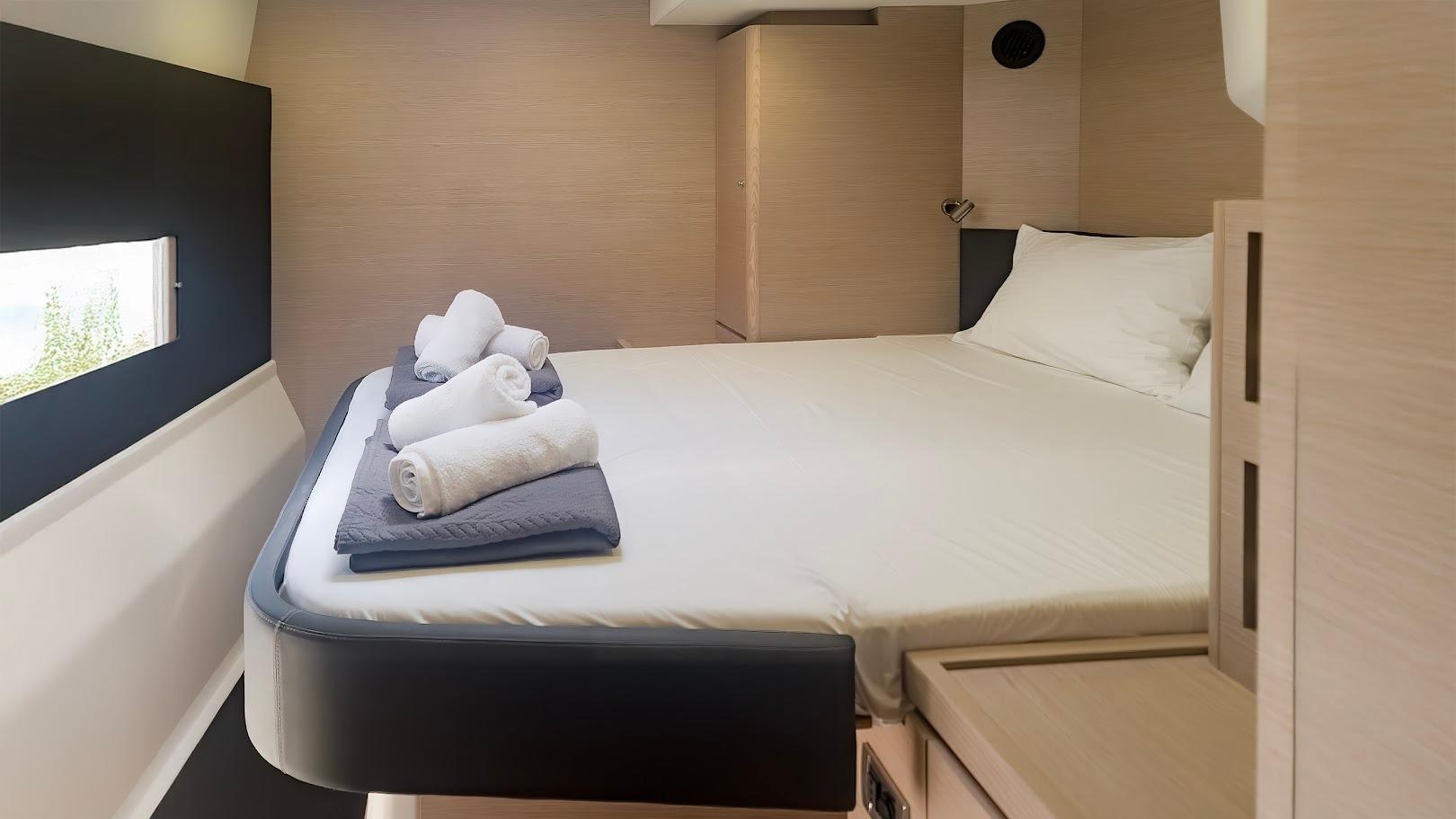 Dufour 48 Catamaran - 5 + 1 cab., picture 15