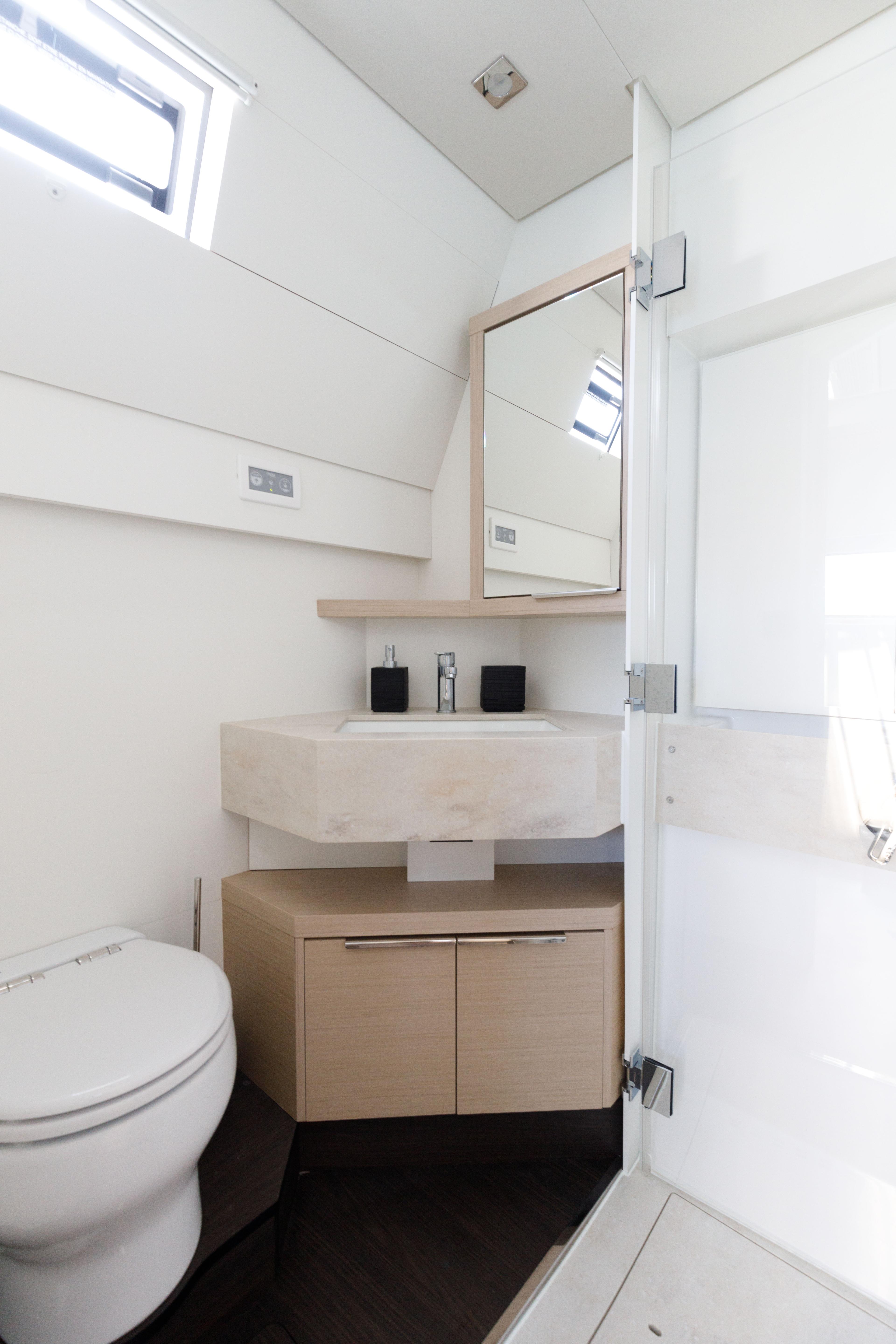 Lagoon 55 - 4 cab., picture 14