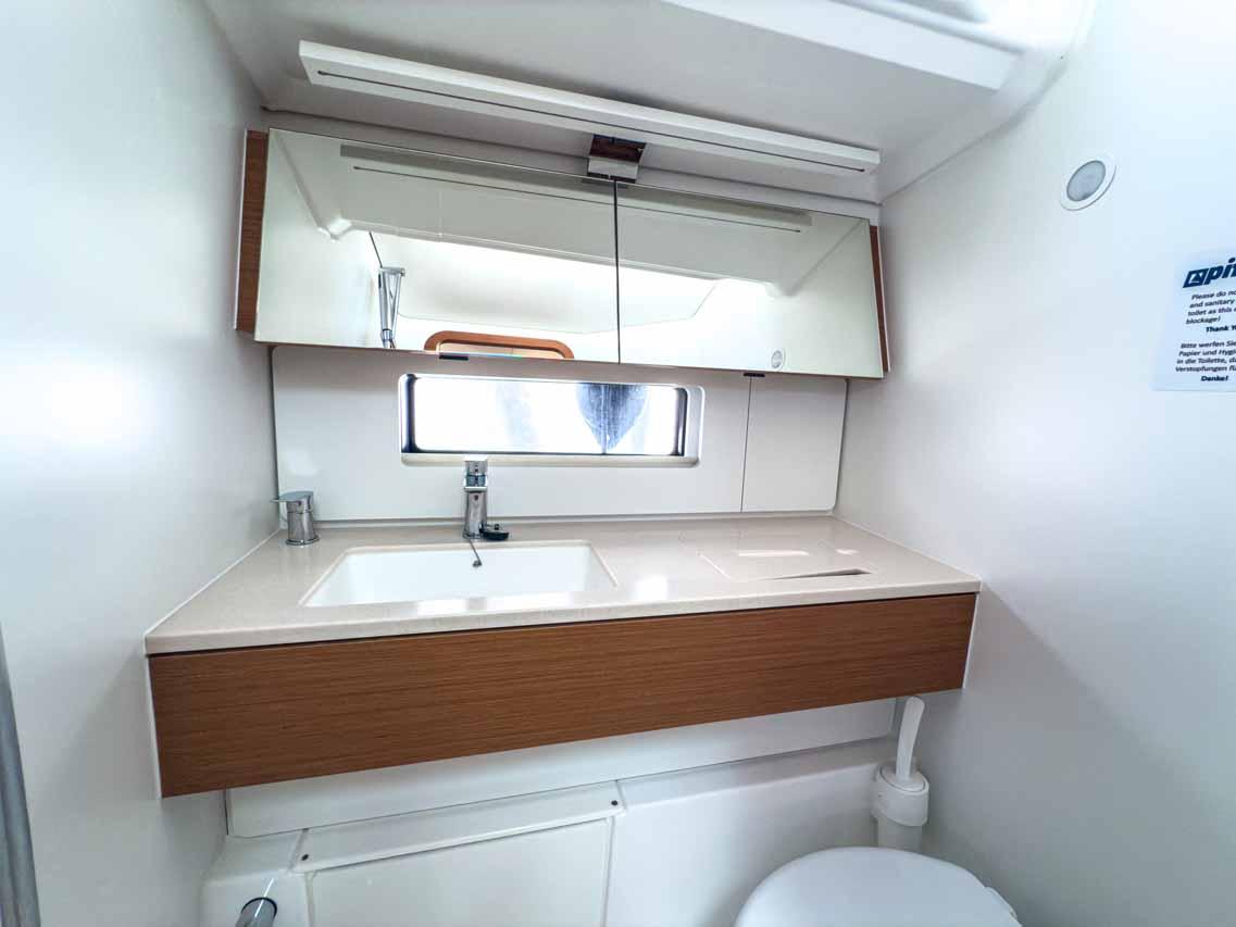 Dufour 44 - 4 cab, picture 21