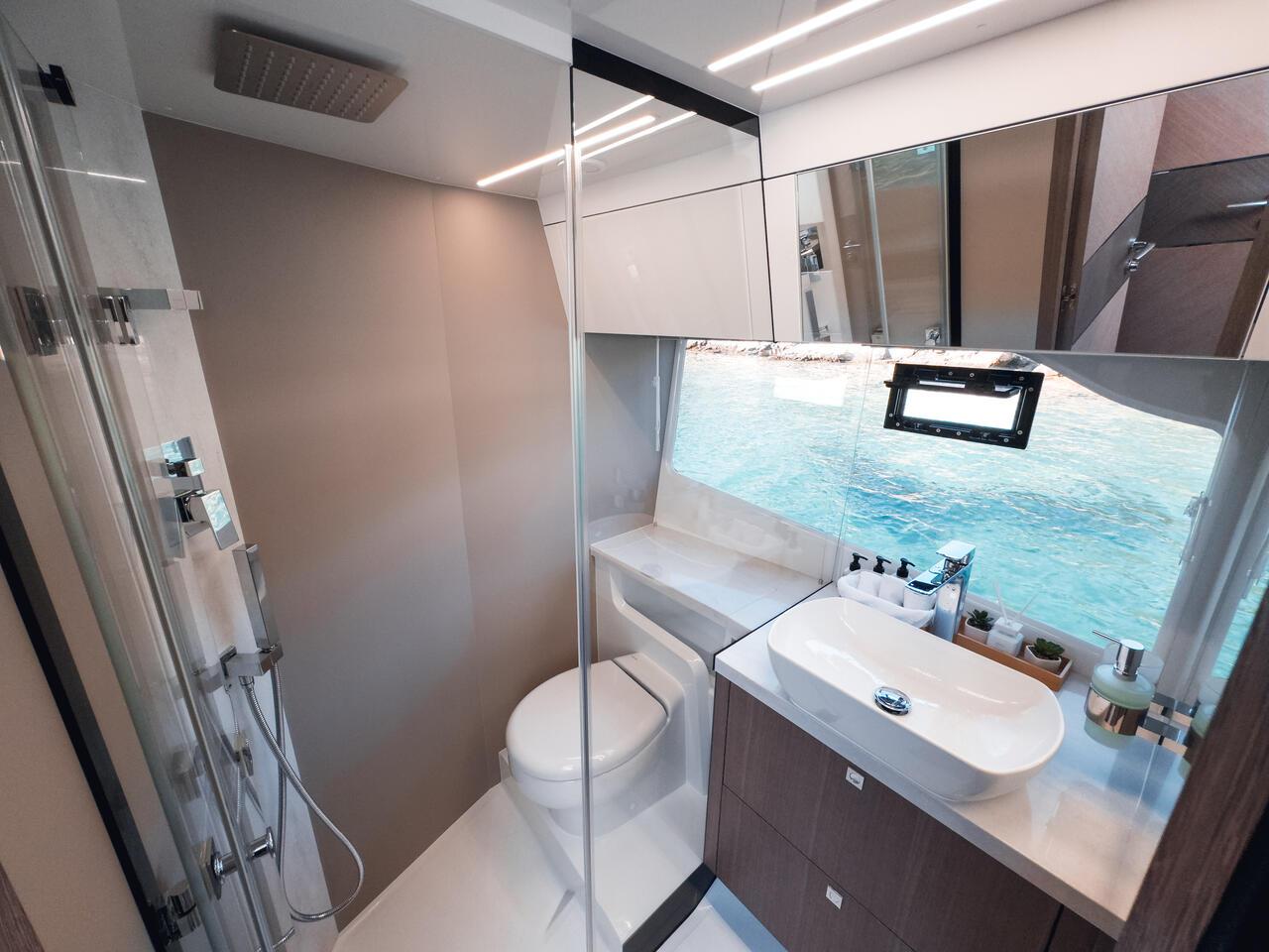 Galeon 440 Fly (Diesel), picture 27