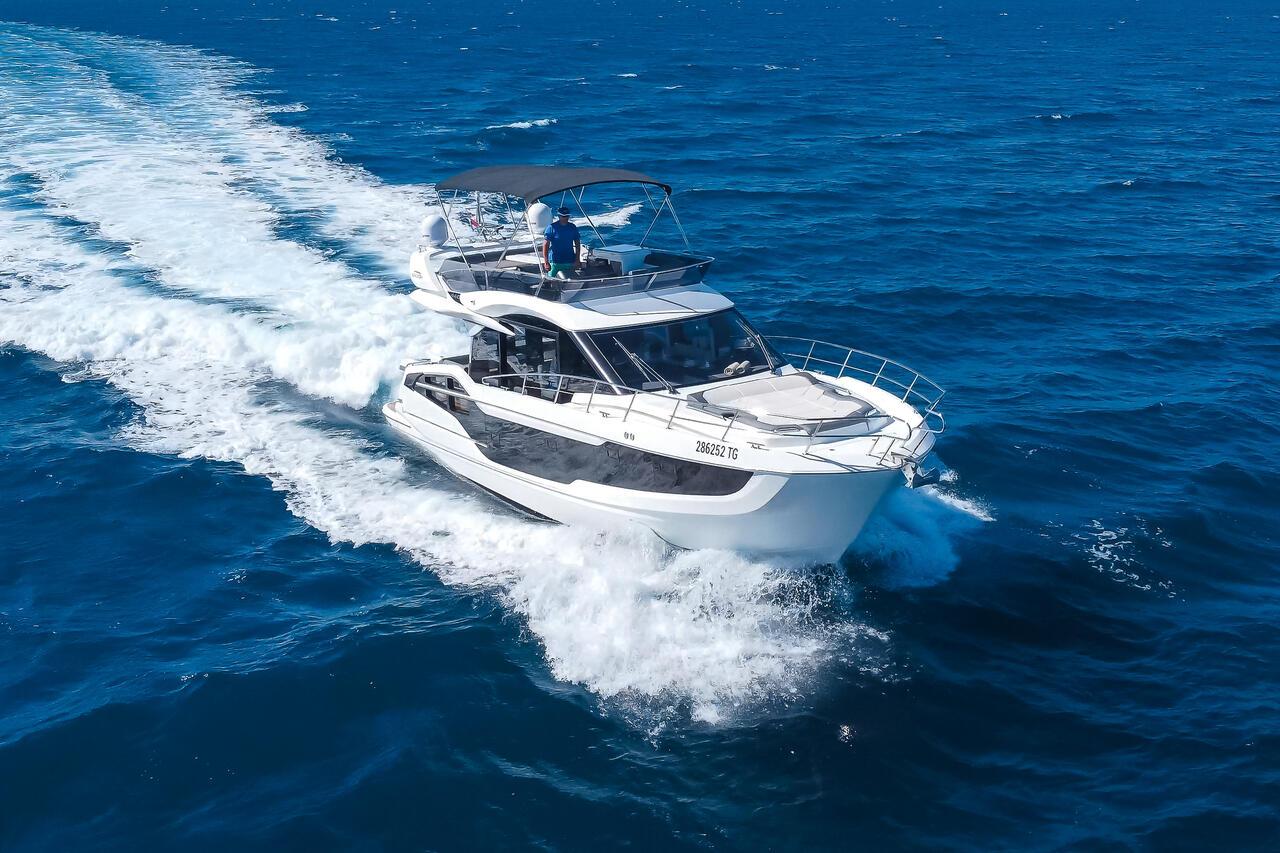 Galeon 440 Fly (Diesel), picture 12