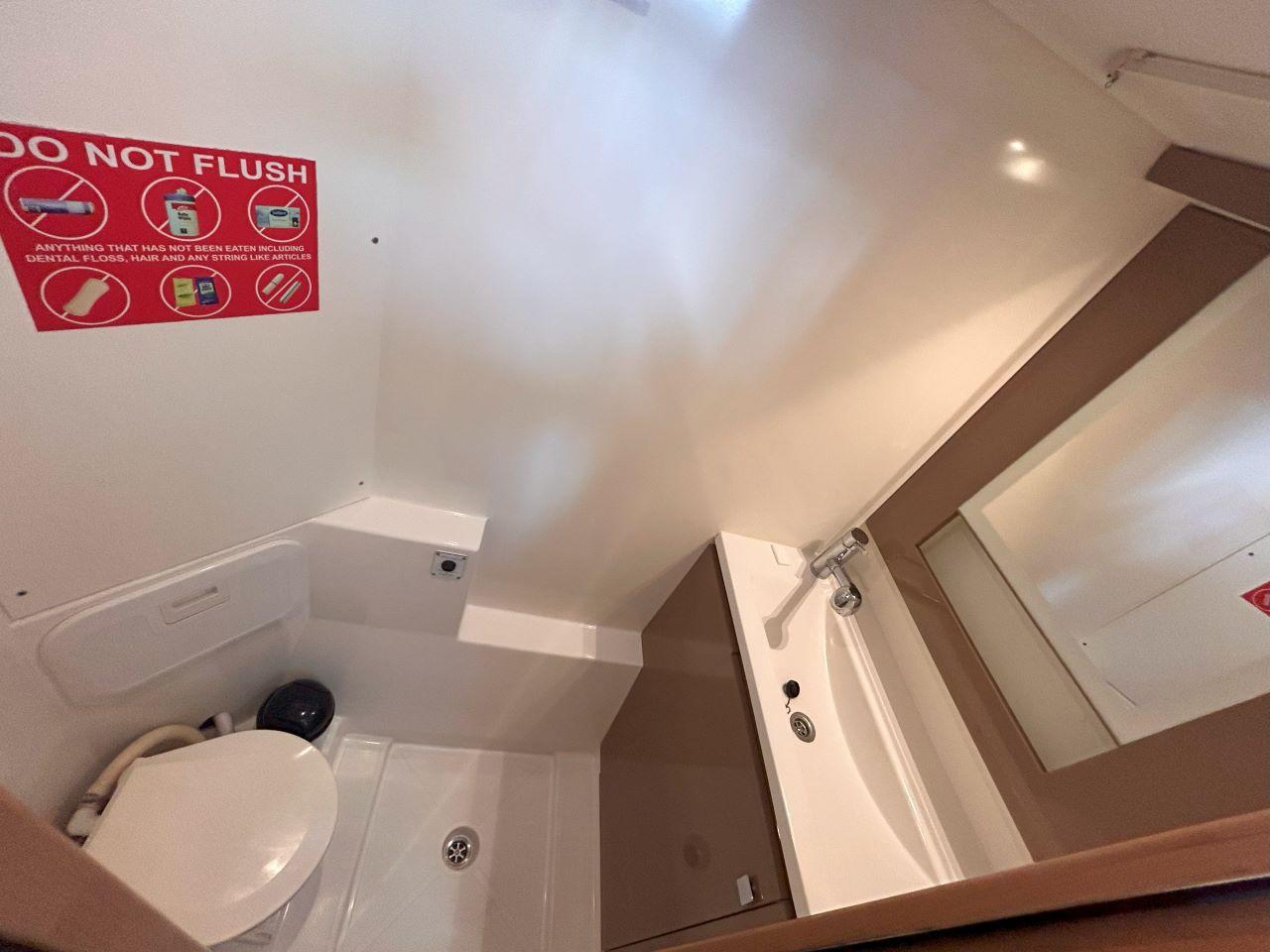 Fountaine Pajot MY 37 - 3 cab. - PLUTON_DB, picture 9