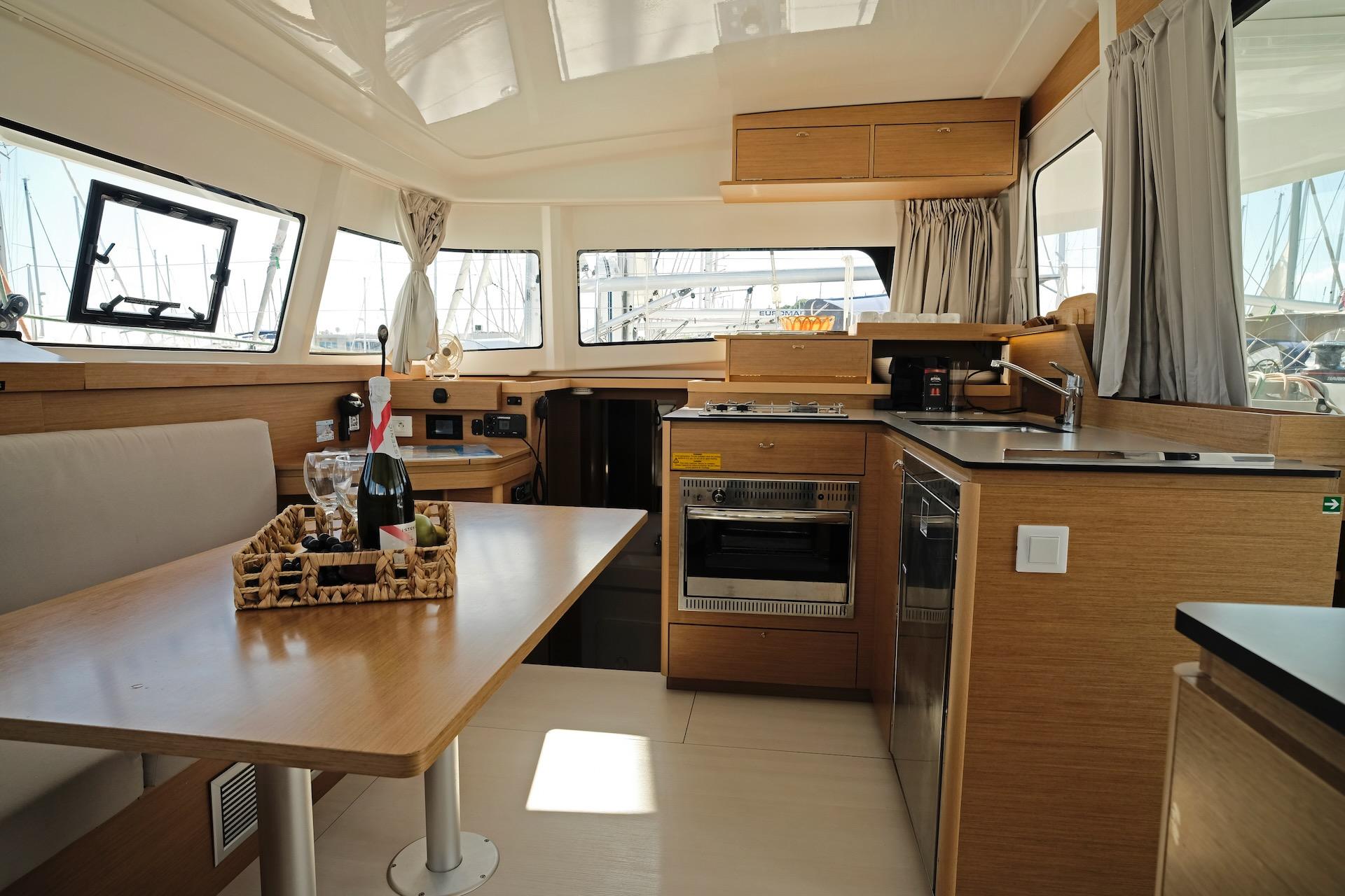 Excess 11 - 4 + 1 + 1 cab., picture 4