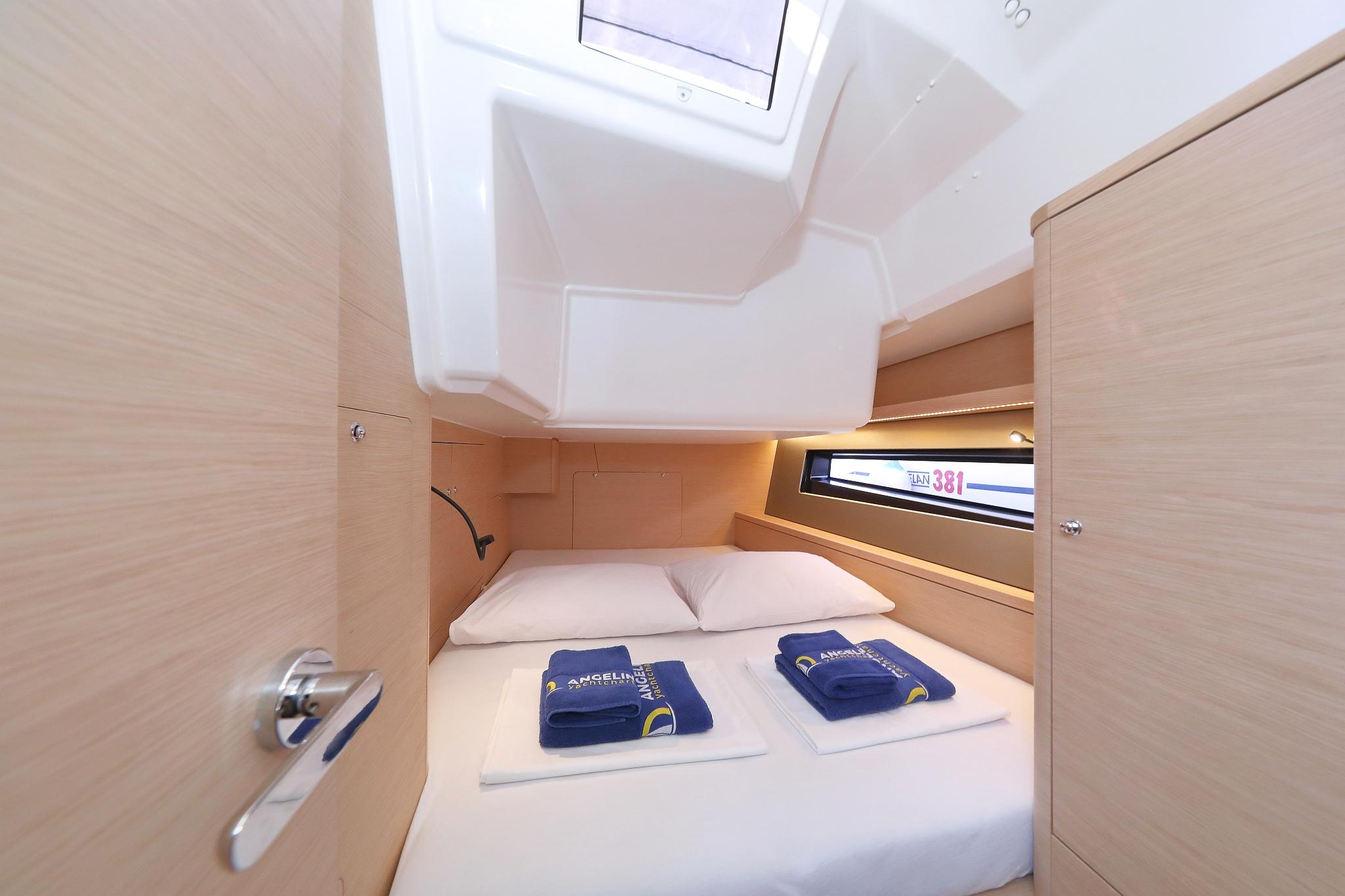 Dufour 41 - 4 cab., picture 26