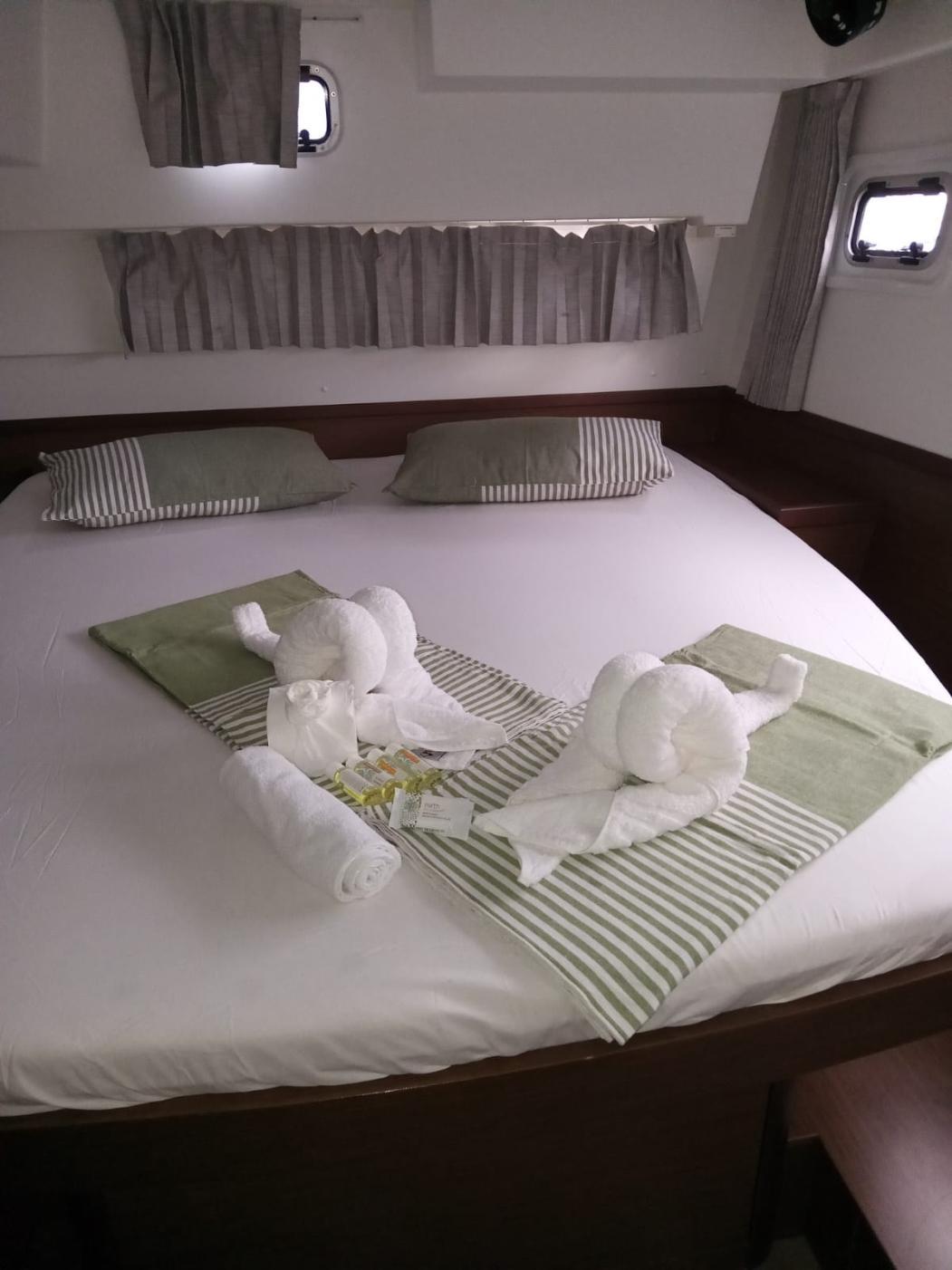 Lagoon 42 - 4 + 2 cab., picture 42