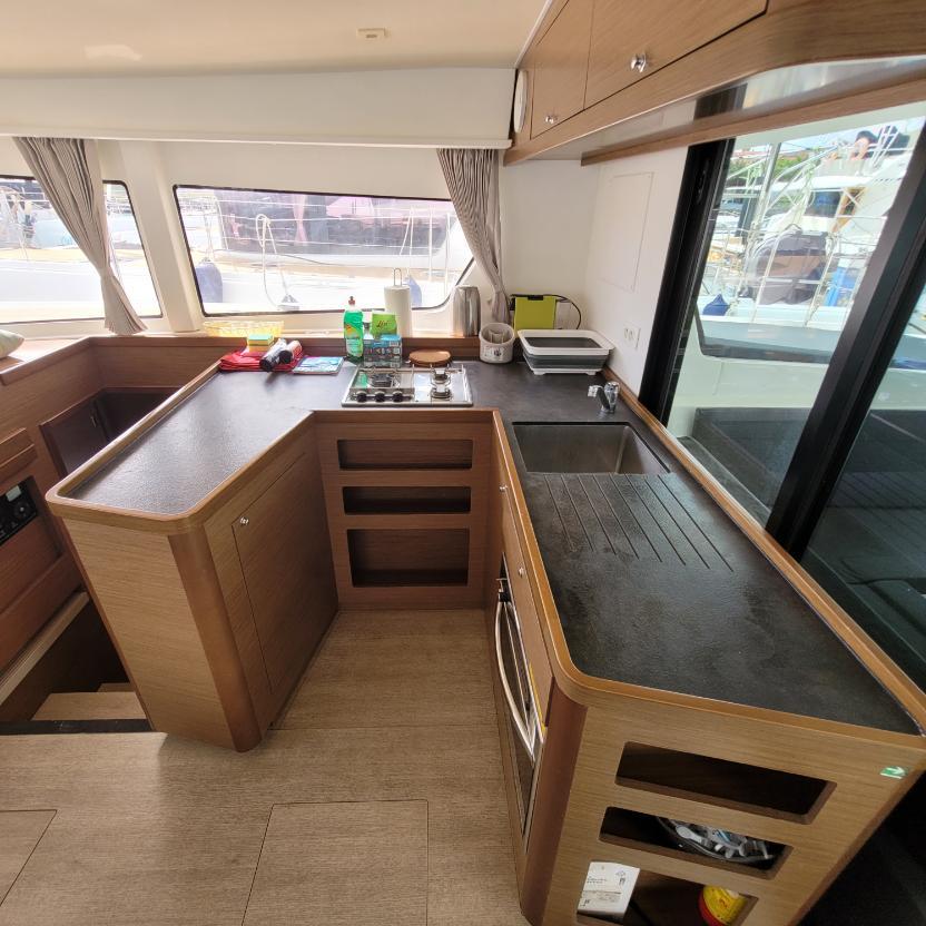 Lagoon 42 - 4 + 2 cab., picture 21