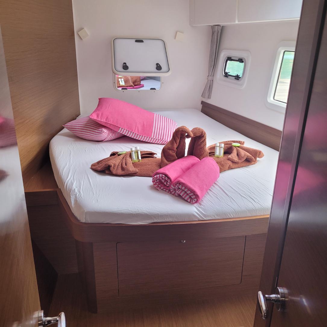 Lagoon 42 - 4 + 2 cab., picture 7