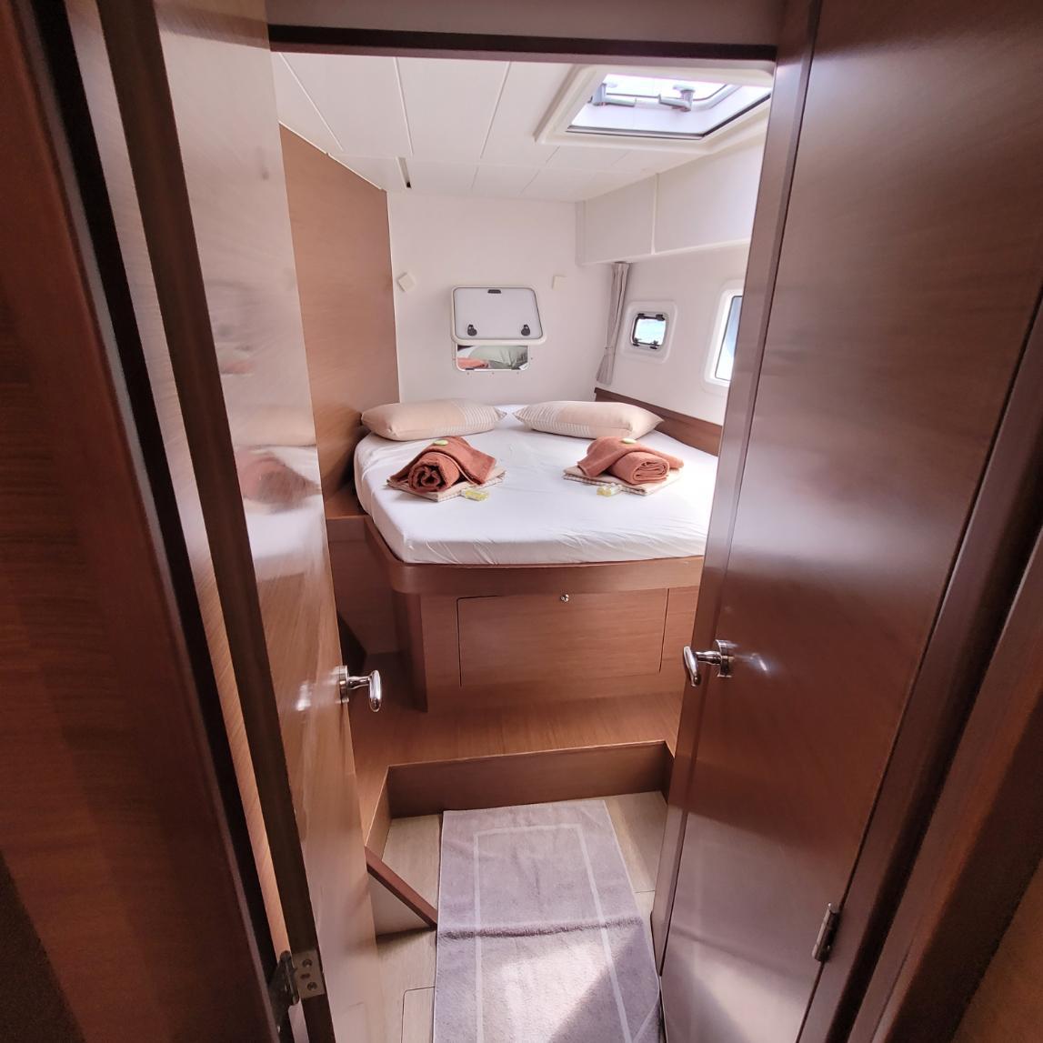 Lagoon 42 - 4 + 2 cab., picture 20