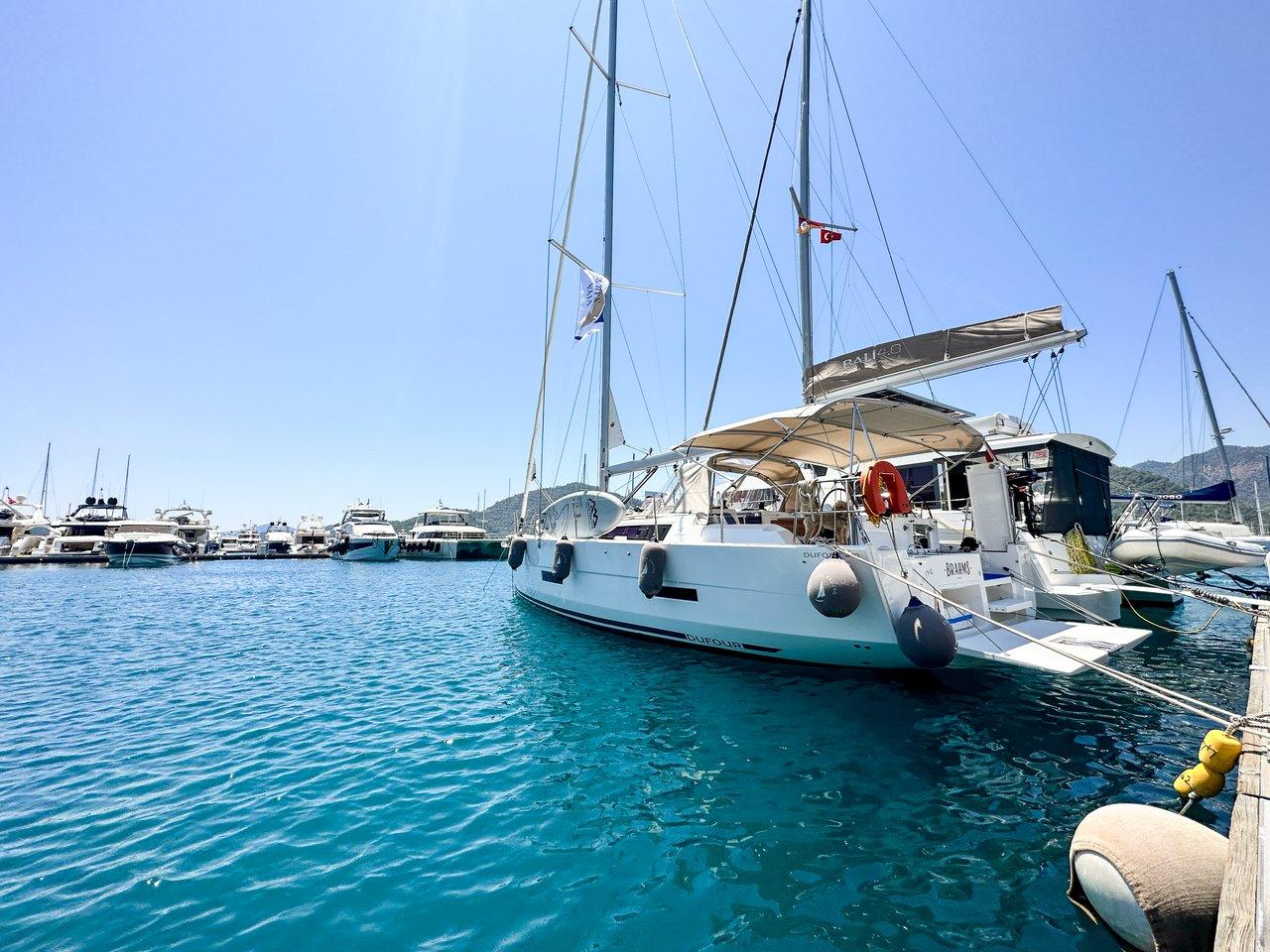 Dufour 430, picture 8