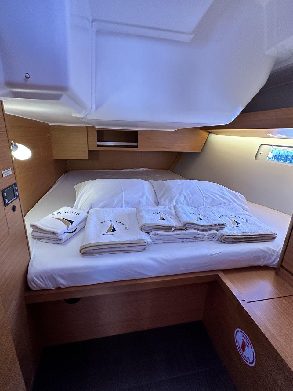 Dufour 430, picture 20