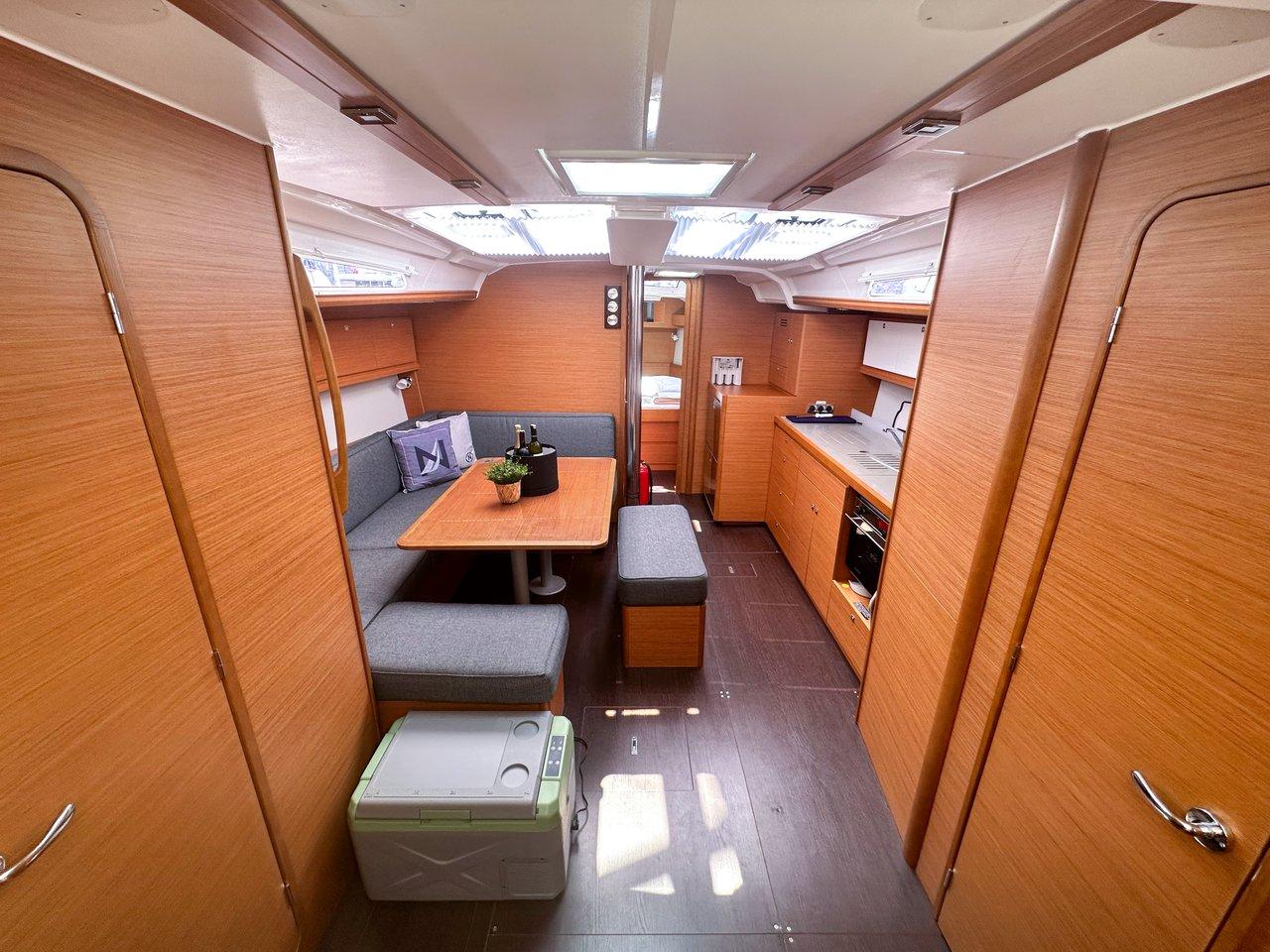 Dufour 430, picture 11