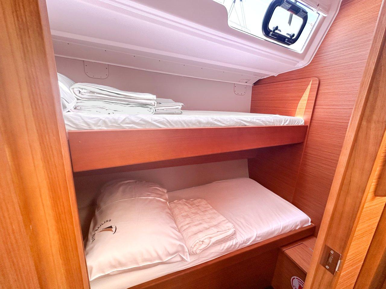 Dufour 430, picture 15