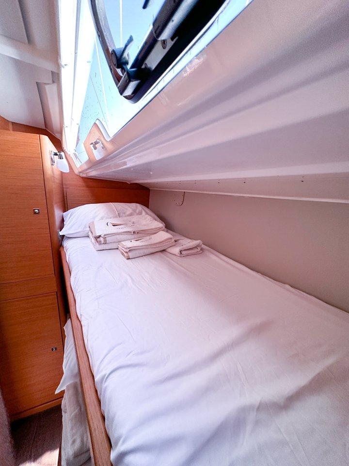 Dufour 430, picture 16