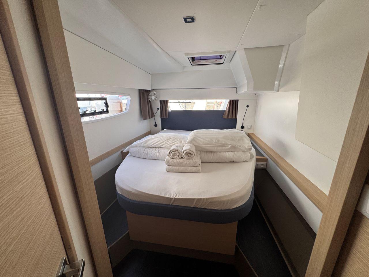 Fountaine Pajot Astrea 42 Quatuor, picture 12