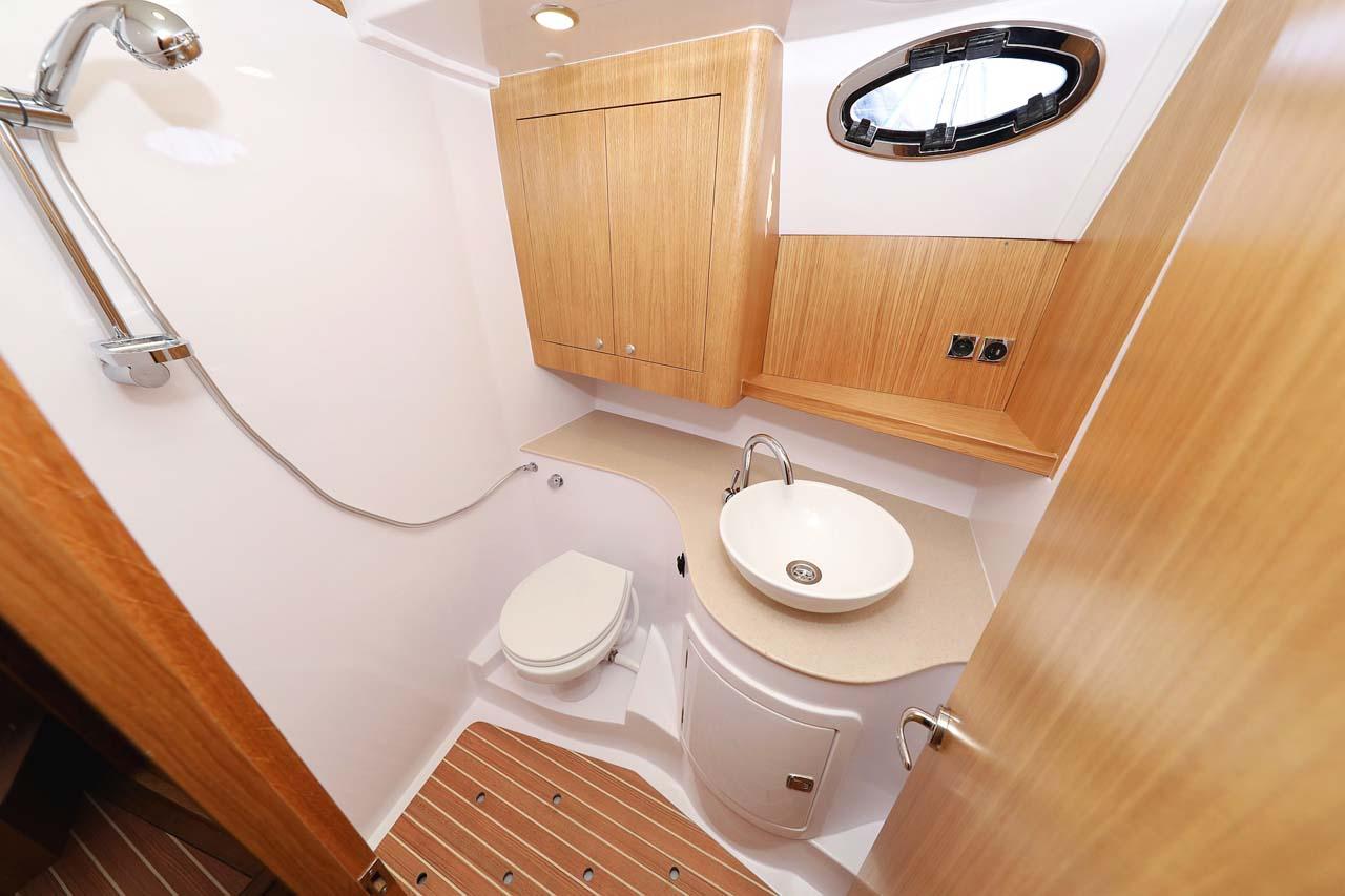 Adriana 44, picture 29