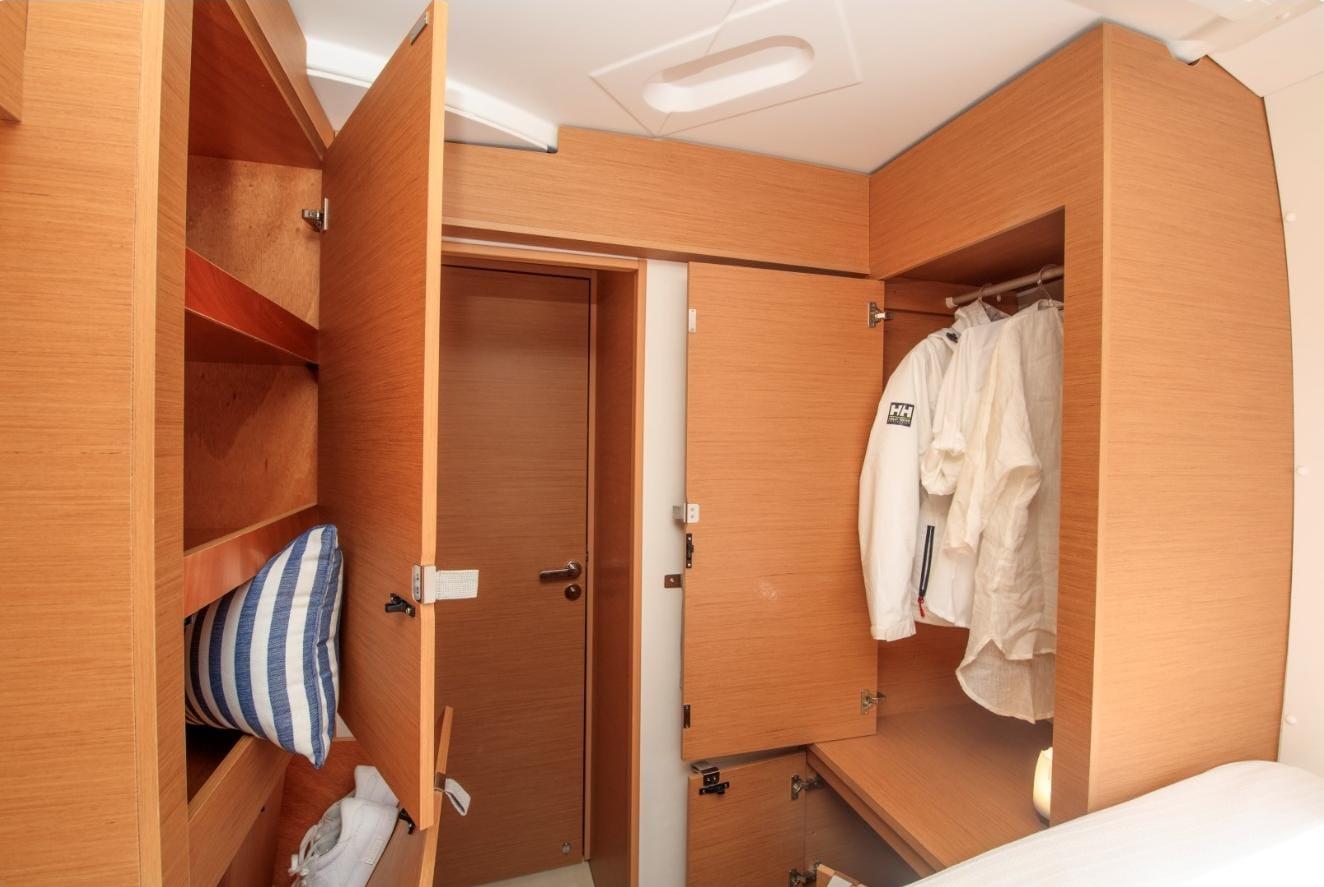 Excess 11 - 4 + 1 + 1 cab., picture 13