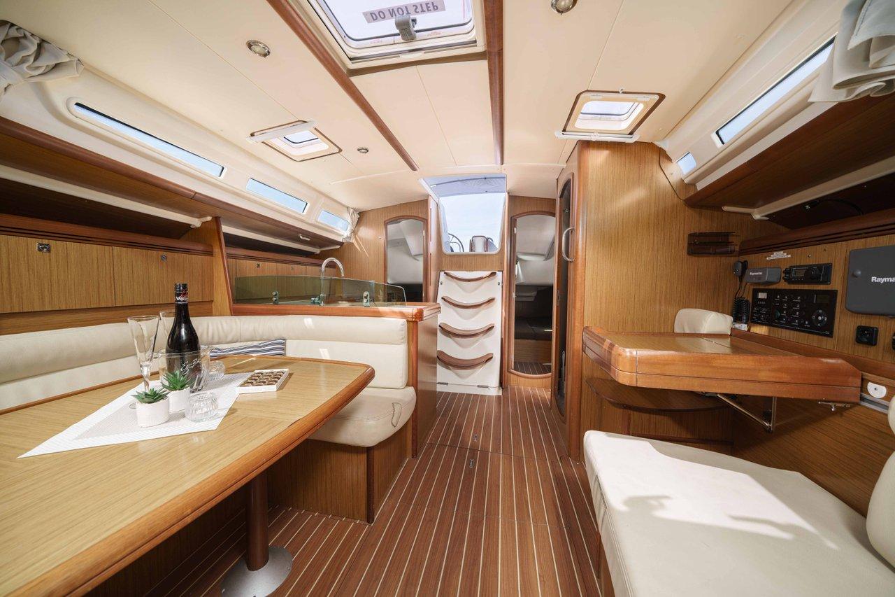 Sun Odyssey 42i, picture 24